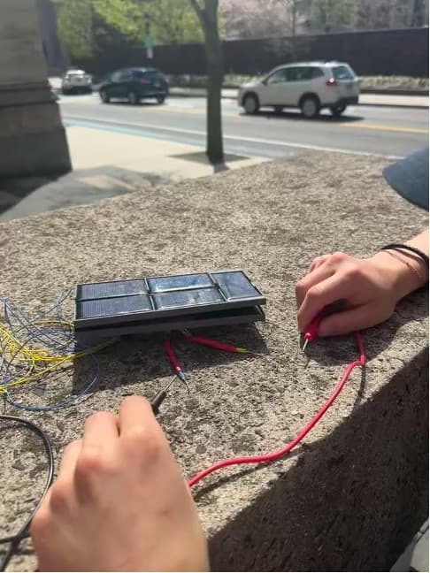 Battery mount