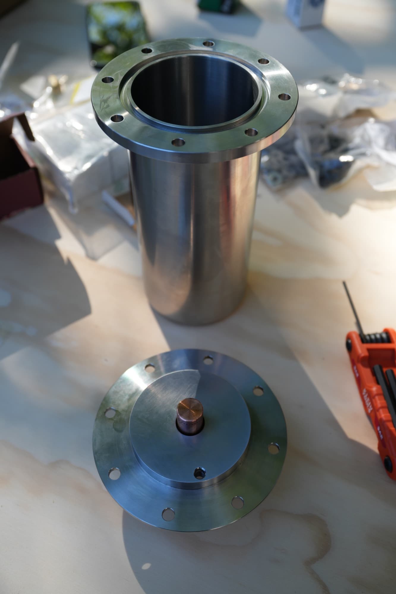 Injector pintle and annulus detail